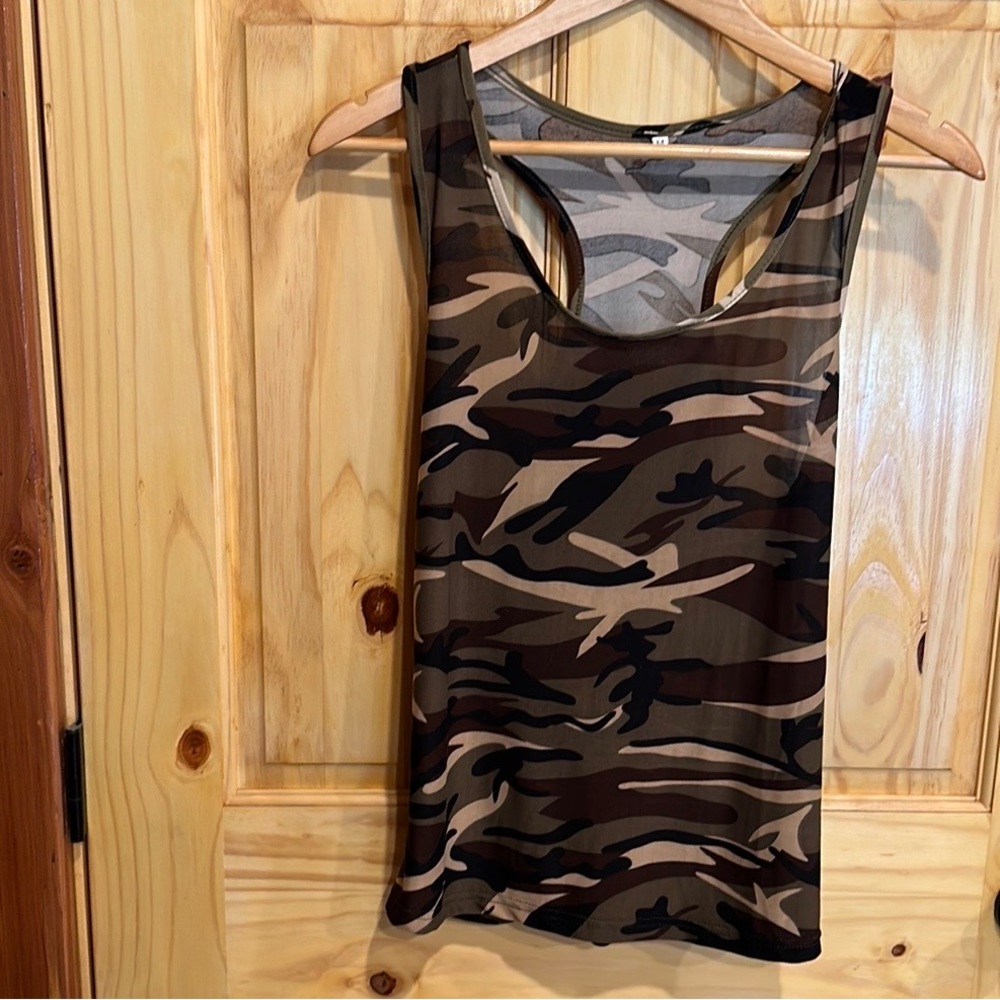 CAMO soft top size Med.